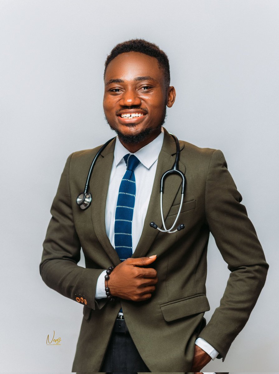 IntegrityAndEx1's tweet photo. Congratulations to all the great and amazing Lions and Lionesses who just passed their final MB.
MBBS Nig no be beans, y'all jubilate e no easy.
Congratulations once again #MedTwitter #Medical #MBBS #MBBSDone https://t.co/WXeN7t1ims