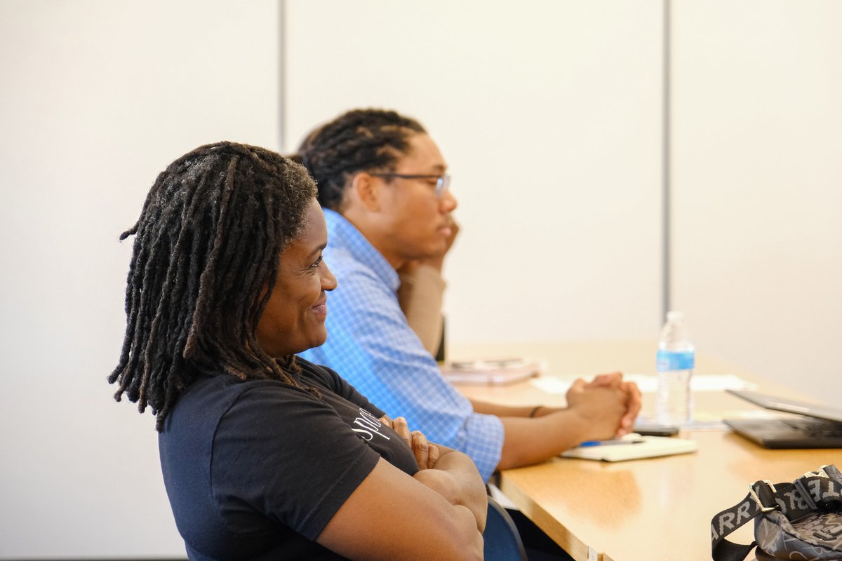 Amid the hustle of life, embracing the art of being present cultivates a profound sense of clarity and purpose.😌 Being present isn't just a state of mind; it's a cornerstone of success and well-being! 🔑✨

#sdblackchamber