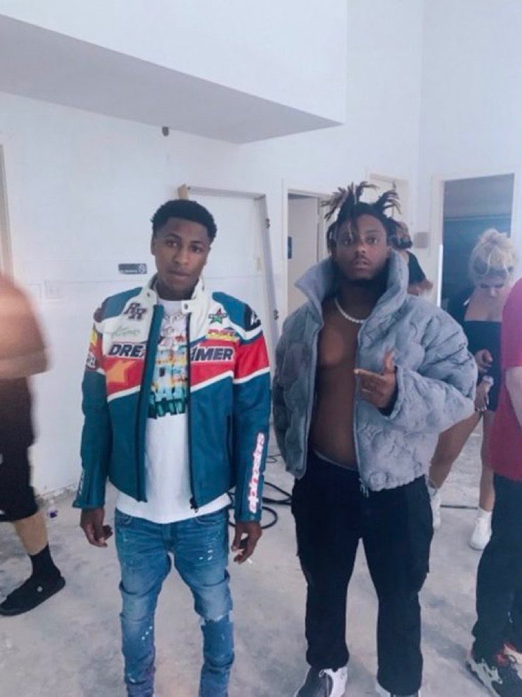 YoungBoyNews4KT's tweet photo. NBA YoungBoy X Juice WRLD ‼️📸 https://t.co/KBzwpWT5bf