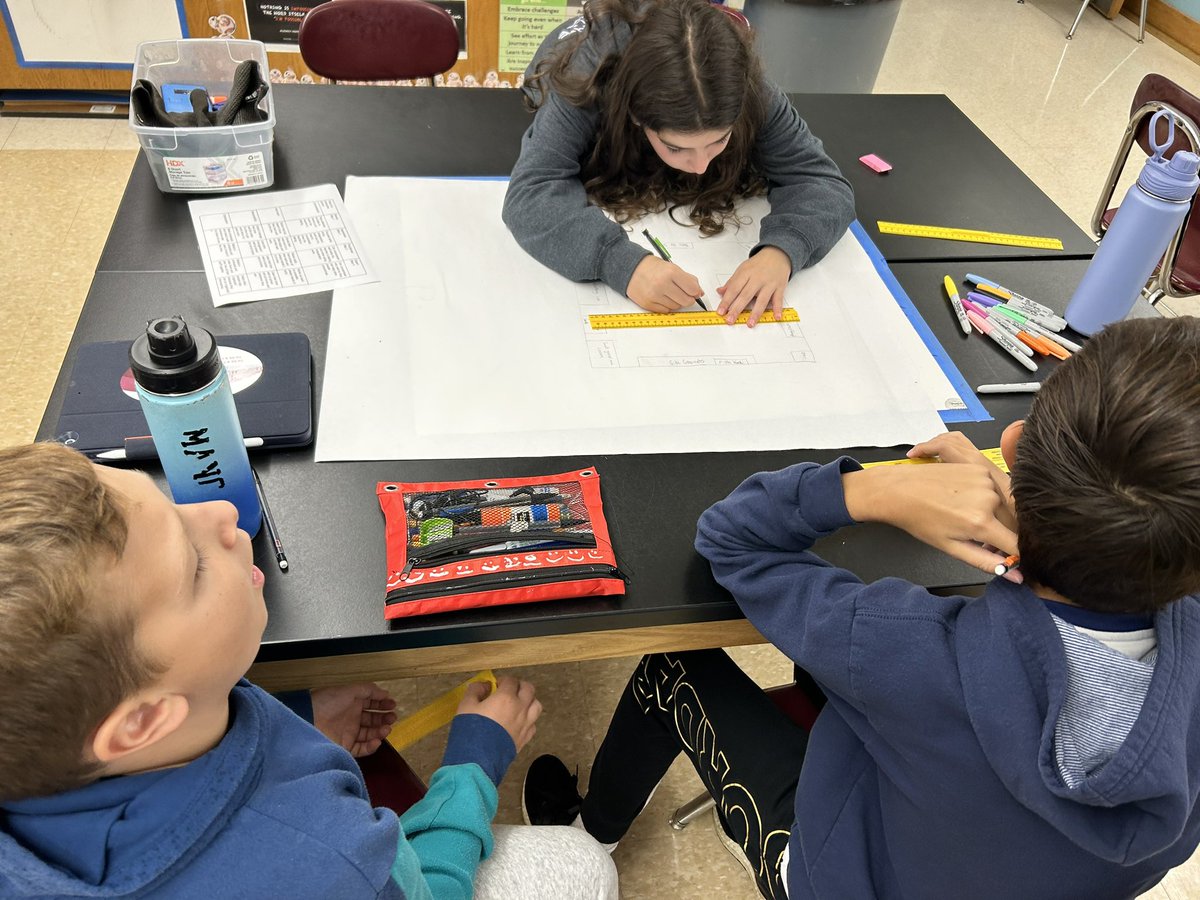 Cooper6Sms's tweet image. Our new Cooper 6 crew is ready for #LATIC. After learning about structures and strategies, they’re redesigning their science classroom and creating productive student rubrics. #scarsdalemspride