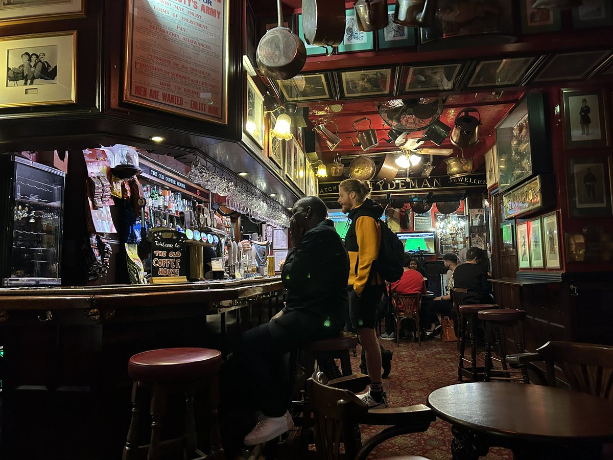 PubsSaving's tweet image. Old Coffee House #soho #favouritepubs ❤️