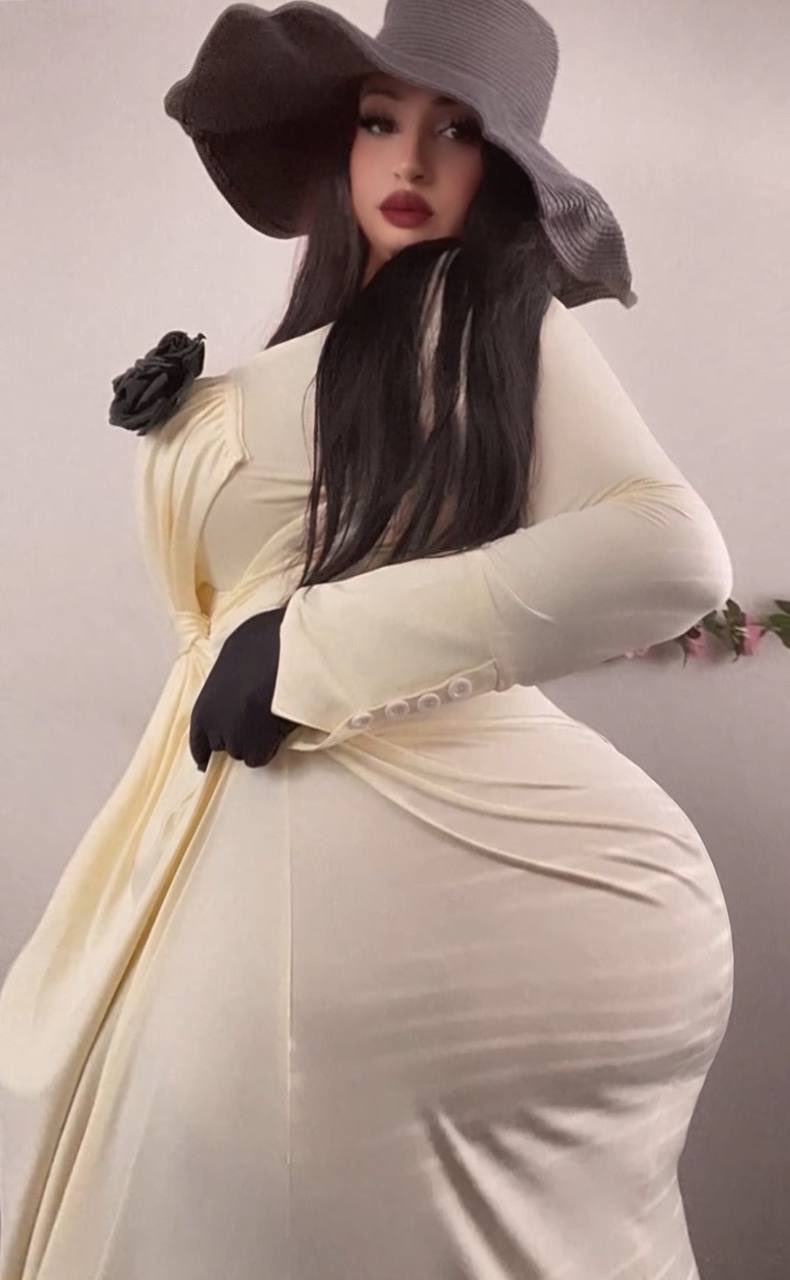 Xtina Colombiana on X: Should I do more Lady Dimistrecu cosplay? 🖤  Resident evil t.coZoiCPo1foK  X