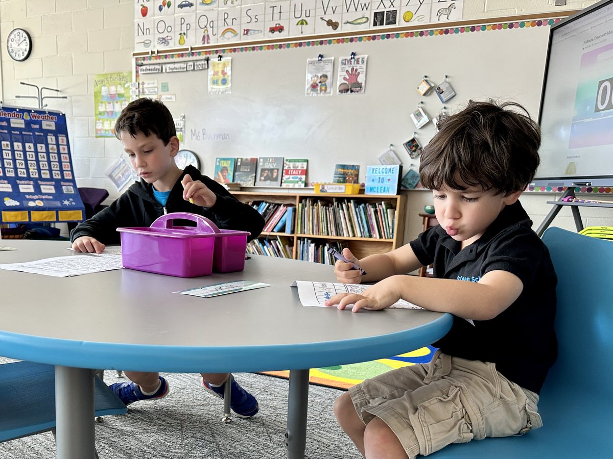 MarkhamKinders's tweet photo. Today Kindergarten explored strategies to support mindfulness &amp; emotion regulation - fidgets, breathing tools/exercises, yoga poses, &amp; coloring! @McLeanSchool https://t.co/0tNzaJTEMB