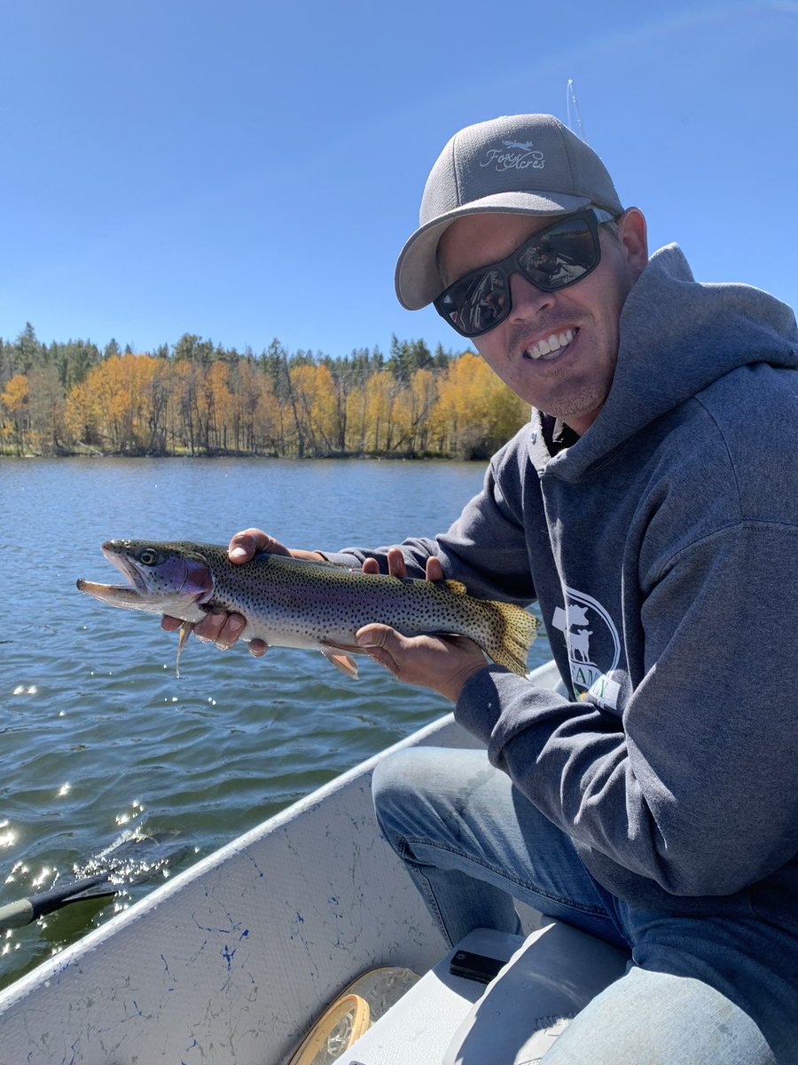 foxacres_super's tweet photo. Another day on the lake! https://t.co/t07Cwk4i4g