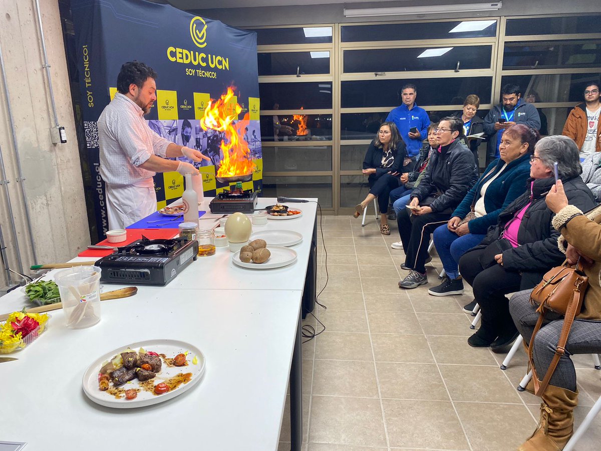 Innova_CeducUCN's tweet photo. 🏕️ #DiaMundialdelTurismo 

🤝Saludamos a los más de 300 actores turísticos de la Región de #Coquimbo que han sido parte de las actividades realizadas en torno al proyecto "Dinamiza Turismo".

🌅Gracias a su entusiasmo, trabajo en equipo e #innovación, lograremos grandes cosas. https://t.co/AtF92deNHZ