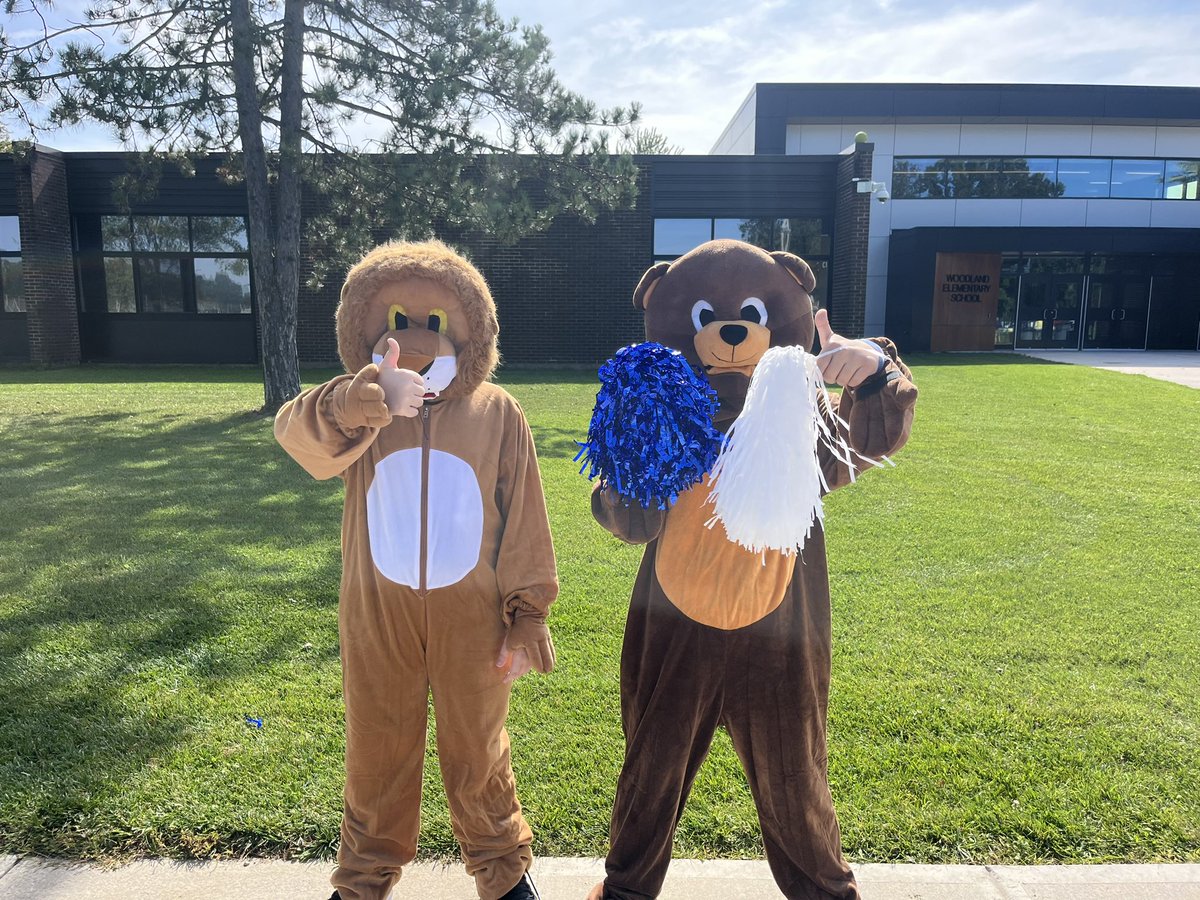 vanessamcclowry's tweet photo. Woodland held their annual Fun Run today! Everyone had such a great time. @ESMSchoolDist #werocks https://t.co/q70ViaGBPa