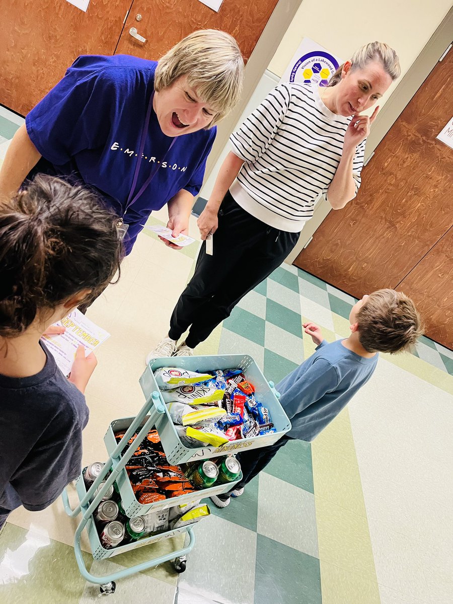 A little ☀️ on this ☔️ day… Our “Kindness Cart!”

Watching students spread kindness &amp; joy around Emerson today was AMAZING. 💛 They were so excited to deliver treats to the grown-ups who help us every day <a href="/LkwdEmerson/">Emerson Elementary</a>! 

Vision of <a href="/LkwdSchools/">Lakewood OH Schools</a> Graduate’s empathy in action! 💜🔍