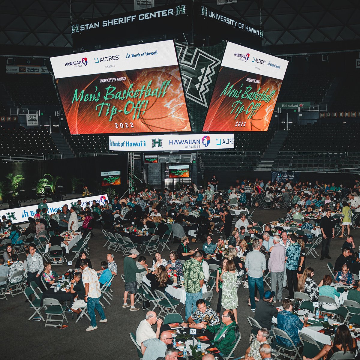 One of the best events of the year is coming up! Join us for the 7th Annual Tipoff Event  hosted by former ESPN SportsCenter anchors Larry Beil and Neil Everett Oct. 19 at the SimpliFi Arena!

➡️ ow.ly/ftOY50PQqwg

#ManaOhana x #GoBows 🌈