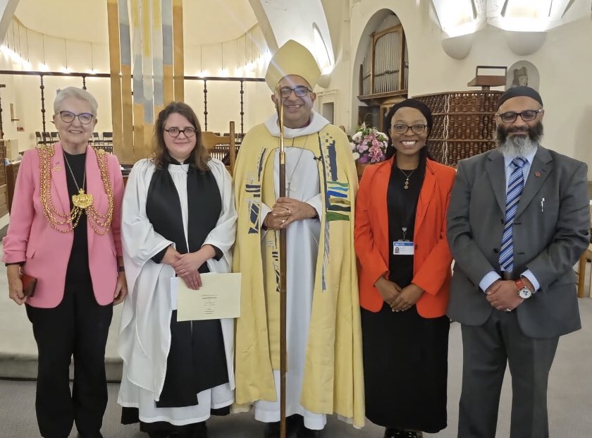 Licensing Service of Revd Caitlin Carmichael-Davies as Interim Priest in Charge of the East Leeds Revival for Burmantofts, Harehills and Halton Ward With a simple message of “ Go in peace, to love and serve”Supported by team Gipton and Harehills #Cllr Hussain #Cllr Arif #Cllr Ali