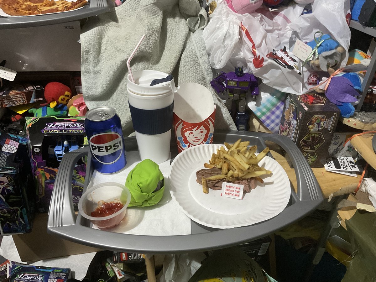 Transfan2's tweet photo. @NightShiningPR @JesseWittenrich @Botcon
Puggle IDW Galvy:Ivisited #TransformersShatteredGlass Universe Again! Today+Saw #OptimusPrime Again! We Saw Lunch From
@Wendys & @Arbys #394! #PugglesTalk #Transformers #ShatteredGlass #ShatteredGlassOptimusPrime #GalvySG #FunSGPrime🅰️🅰️💠 https://t.co/DNBlpHaa2X