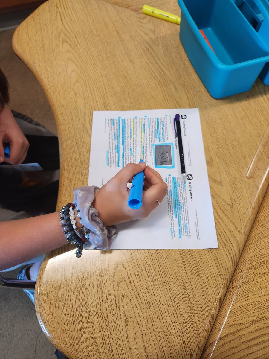 villa_sci's tweet image. Working on annotating and reading skills in science this week. 😊

#SamSide #LiteracyMatters #CrossCurriculumSkills #Ecosystems #HoustonScience