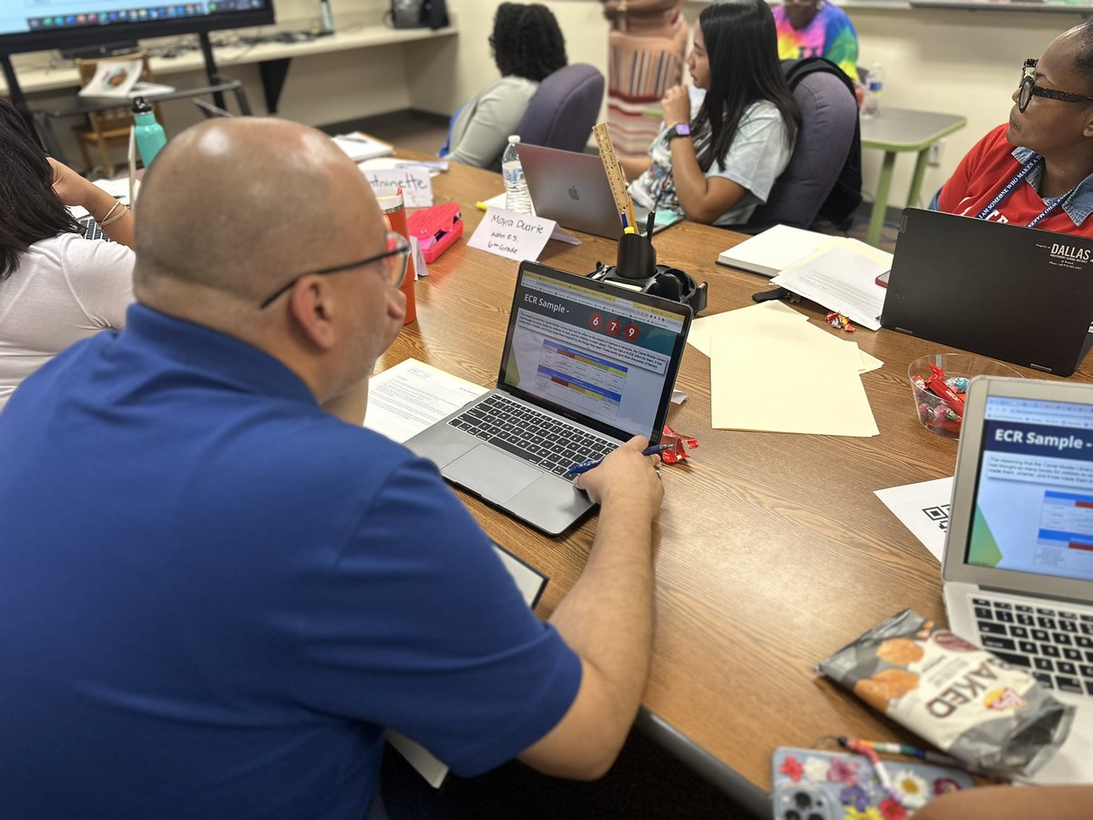 Great evening of training with Region 1 Literacy teams! @MRamirezDISD @REHdz79 @THuittDISD @DallasISDSupt #Region1Excellence