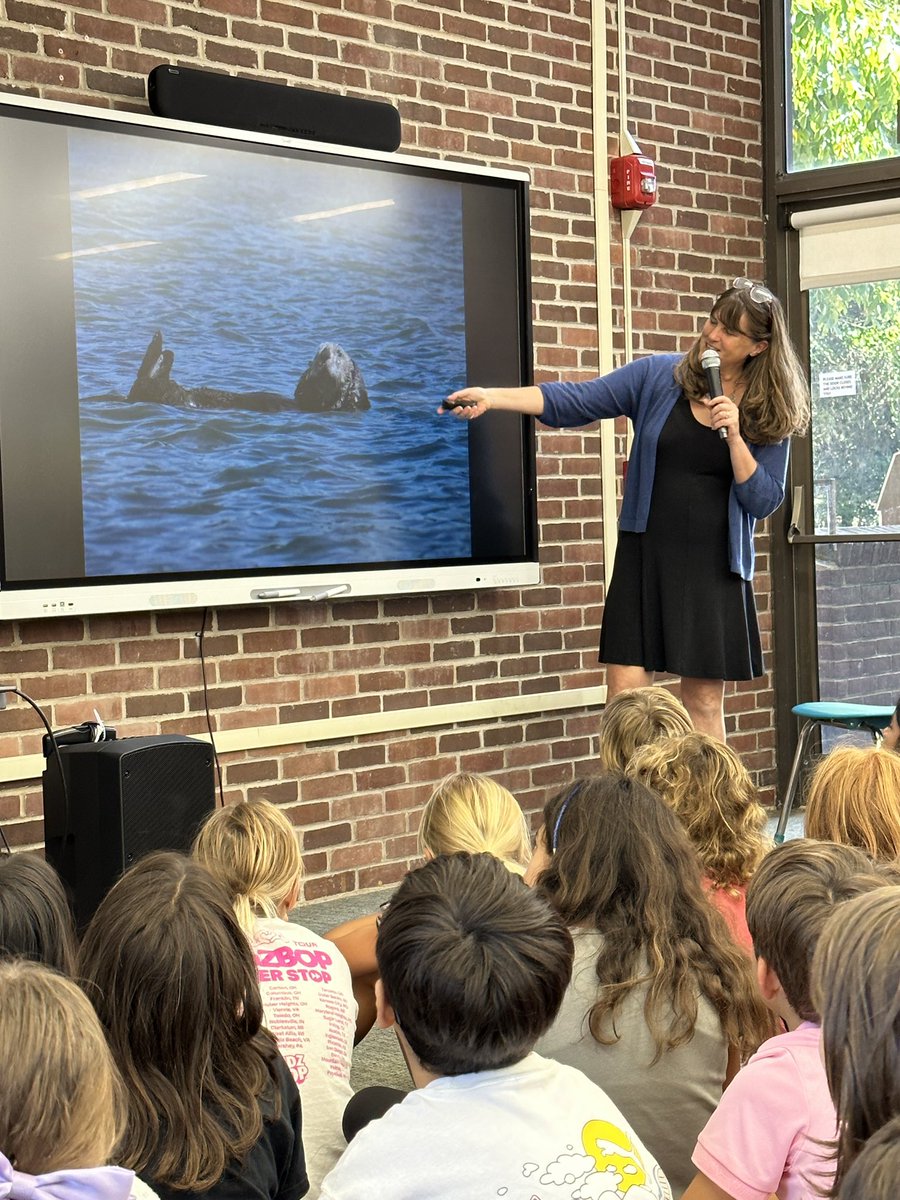 Thank you <a href="/northmianuspta/">North Mianus School PTA</a> and <a href="/acinthemc/">Amy Coupe</a> for bringing in the amazing <a href="/KateMessner/">katemessner</a> for an author visit today. It was an incredibly inspiring and engaging presentation to help spark the ideas of our NMS writers!