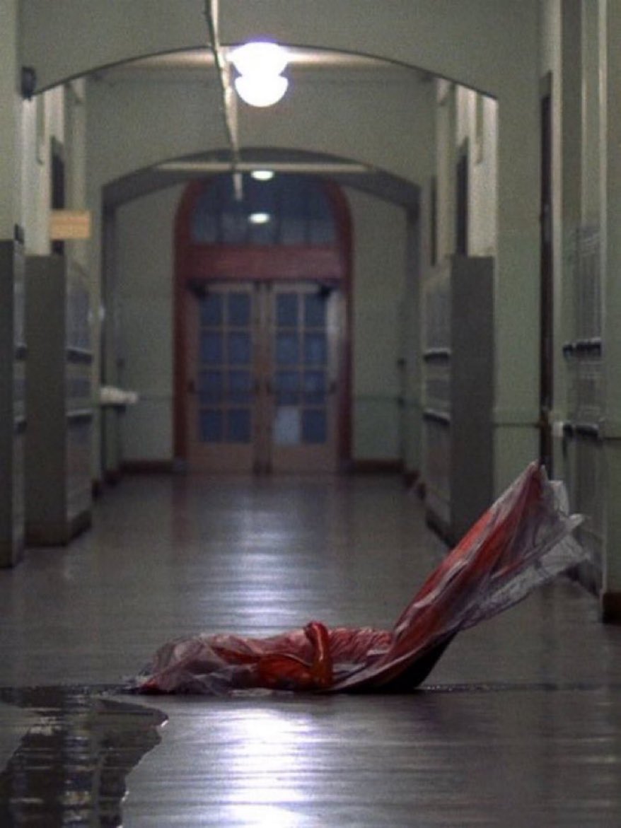horrorsthetics's tweet photo. A Nightmare on Elm Street, 1984. https://t.co/MEGdPaUFIX