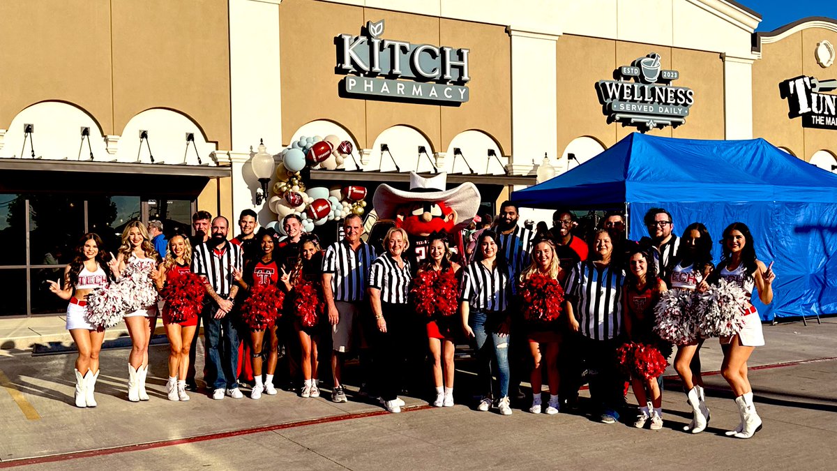 ttucheer's tweet photo. Big thanks to #KitchPharmacy for having us out to their store today! 
Come see them at 10501 Quaker. https://t.co/M4kAnu6ESW