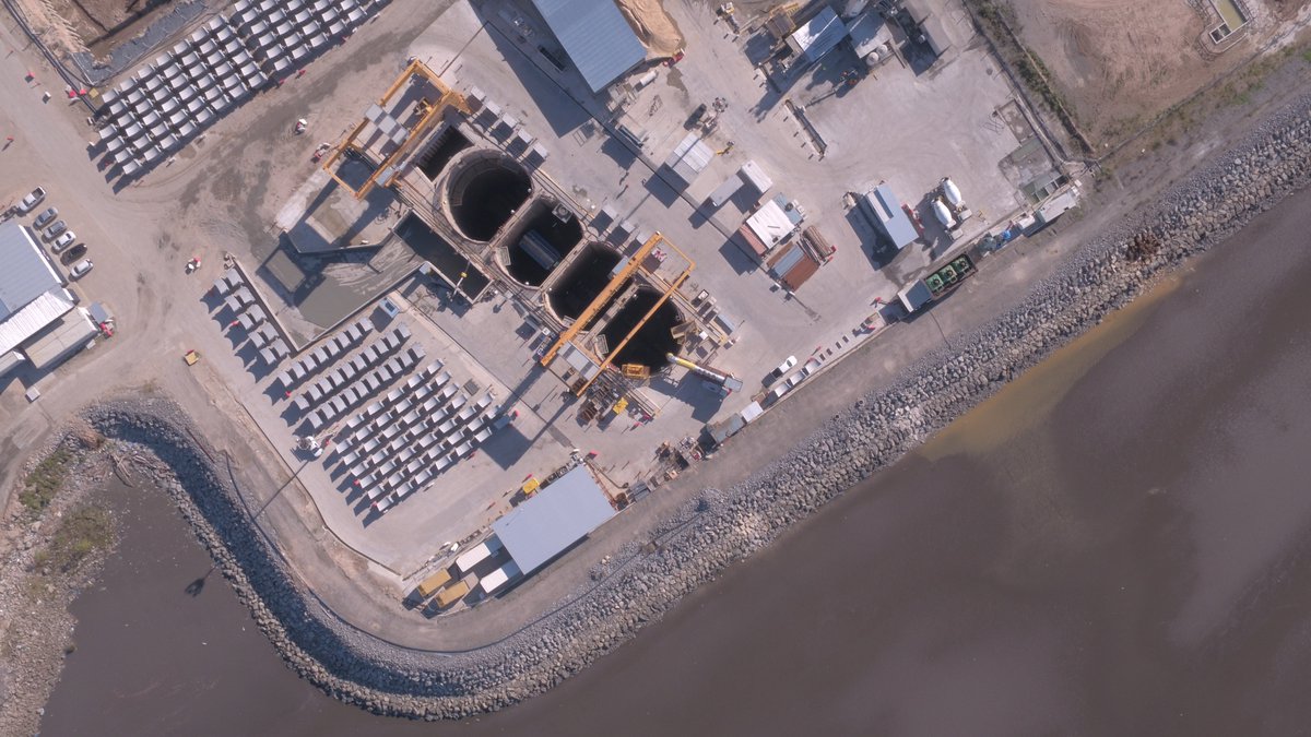 arroyoslibres's tweet photo. 2. Planta de Pre-tratamiento: localizada en Dock Sud (#Avellaneda), bombea el líquido clocal del #Colector, lo filtra, diluye, desarena, desengrasa y lo bombea hacia el Túnel #Emisario
#sistemariachuelo #aysa #docksud https://t.co/Fx4XY3nanM
