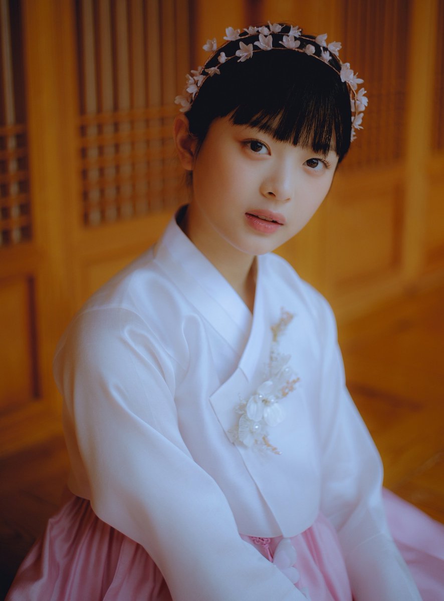 NewJeans Loops tweet media