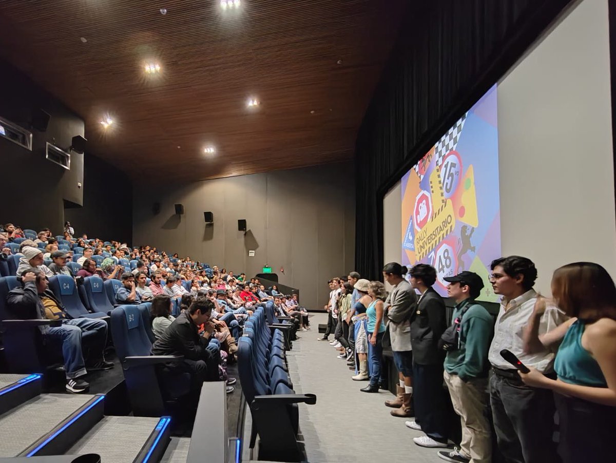 Casa llena. 🔥🔥 La proyección del #14Rally presentado por @SushiRollmx en la @CinetecaMexico fue todo un exito, nos emocionamos al ver los cortos de nuevo en la pantalla grande en compañía de los equipos, actores y de nuestro querido público. #MásCinePorFavor