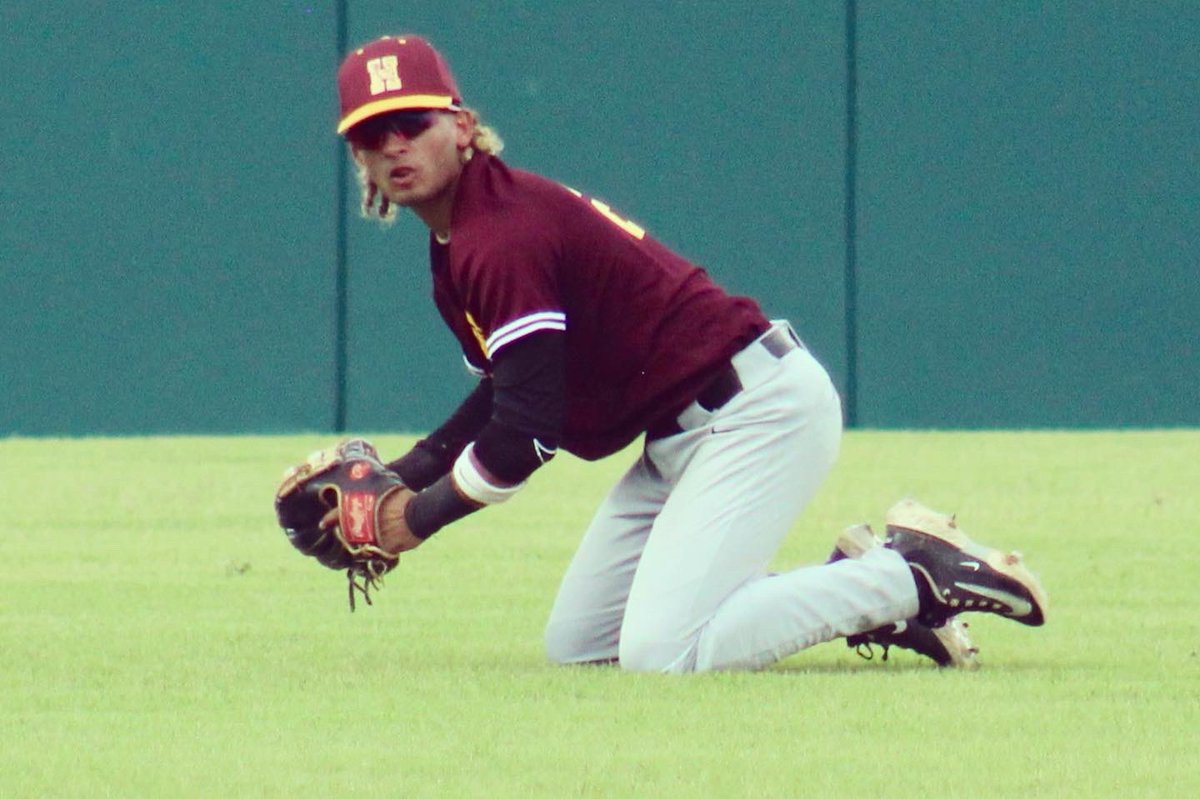 DeportesUprh's tweet photo. 📸 Disfruten de las imágenes capturadas de la victoria de los #BúhosBéisbol contra #UPRAg.
¡#𝗨𝗣𝗥𝗛 𝘀𝗶𝗴𝘂𝗲 𝗮𝗽𝗼𝘆𝗮𝗻𝗱𝗼 𝗲𝗹 𝗱𝗲𝗽𝗼𝗿𝘁𝗲 𝘂𝗻𝗶𝘃𝗲𝗿𝘀𝗶𝘁𝗮𝗿𝗶𝗼!
👉 https://t.co/TQs0cGjbuK
#YoSoyBúho #LAIBéisbol
(Fotos: Naisha Rivera) https://t.co/d0EBNz7EhH