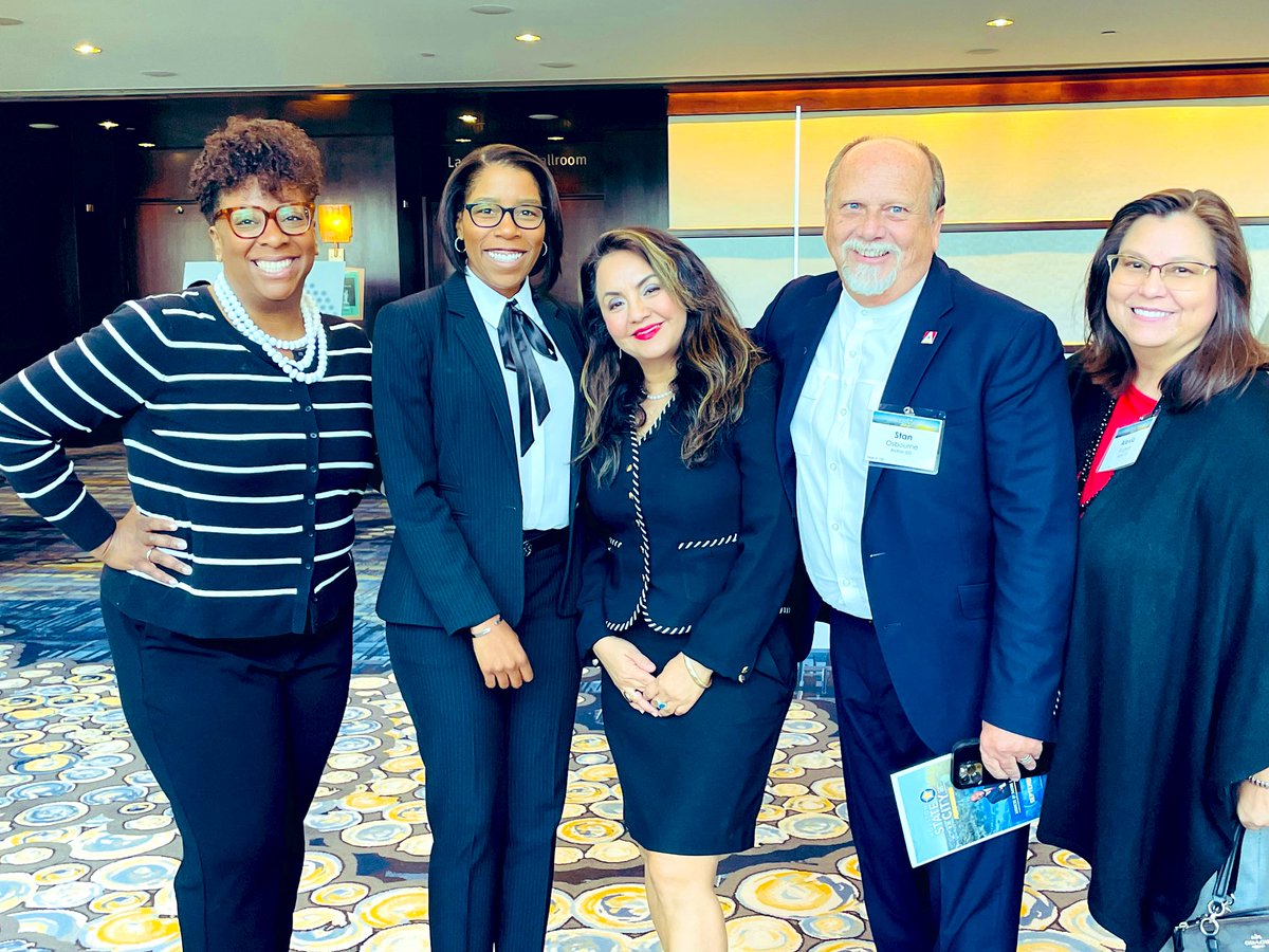 maty_orozco's tweet photo. Attended the City of Houston State of the City. Great to hear Mayor @SylvesterTurner reflect on his time in office, share highlights of accomplishments. #houstontx https://t.co/B7AHptQZ3F