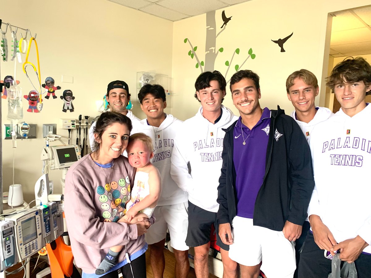 Great to have the @FurmanPaladins @FurmanMTennis team back up to @theprismahealth Children's Hospital again. @ValiantPlayer & @FurmanU make a super doubles team! Thanks guys you were fantastic today!