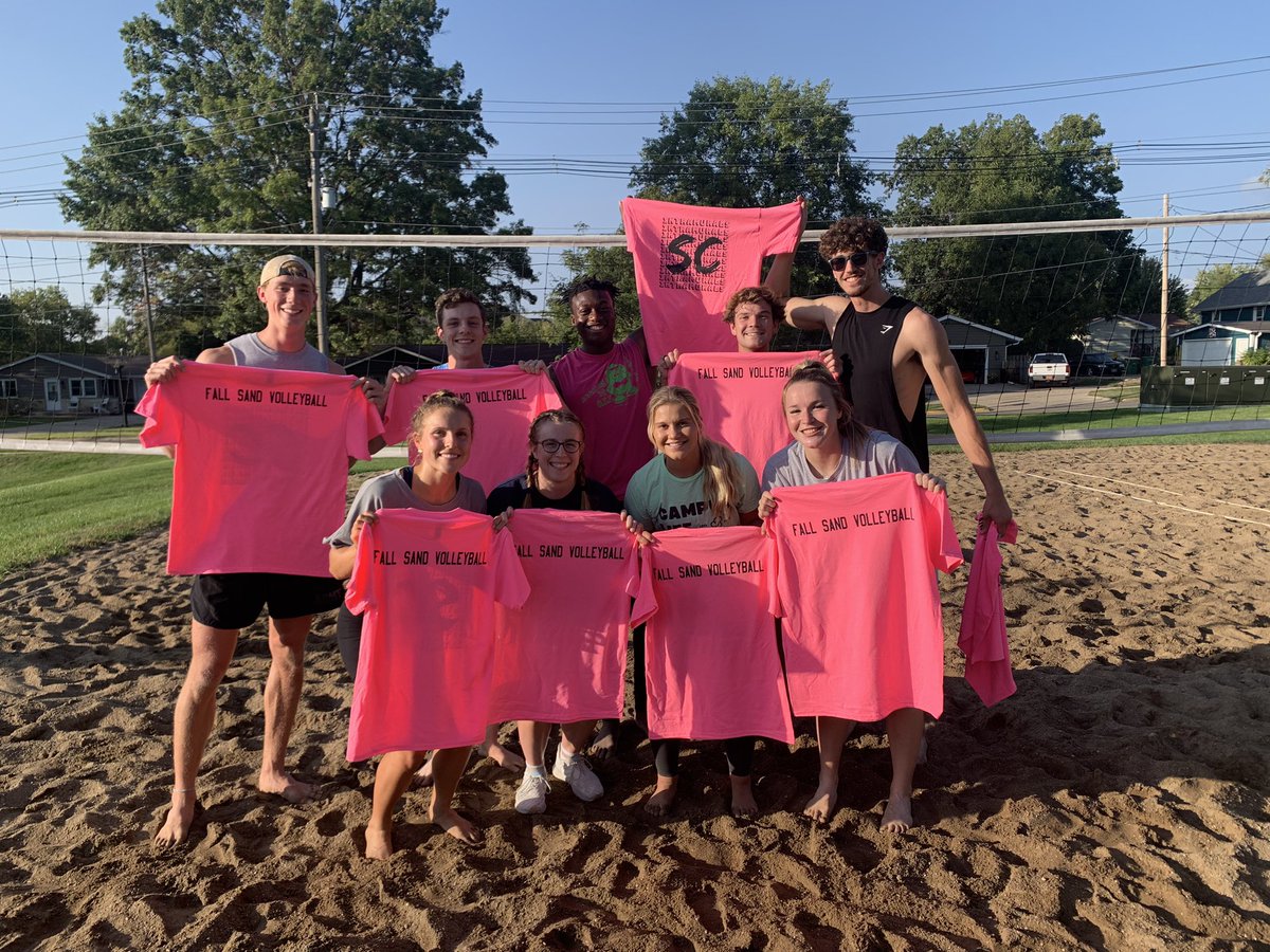 SC_intramurals's tweet photo. IM Coed Sand VB Champs 🏐🏆#trackletes #scim https://t.co/DnfwNjZ9yh