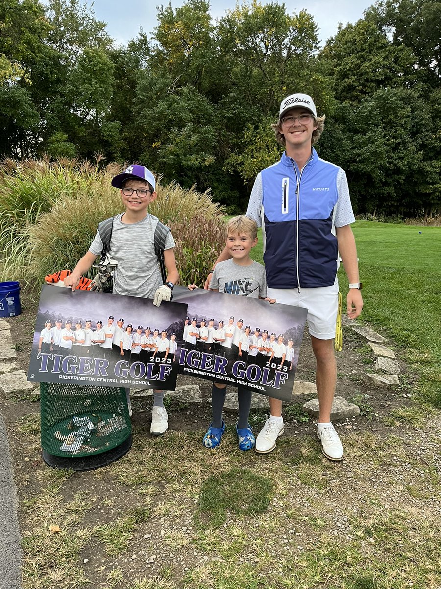 So we had our Long Drive Contest & fundraiser tonight The Cores boys couldn’t wait to watch @CodyWidener3 as he sent 3 balls over 300 yards to win the event 🏆