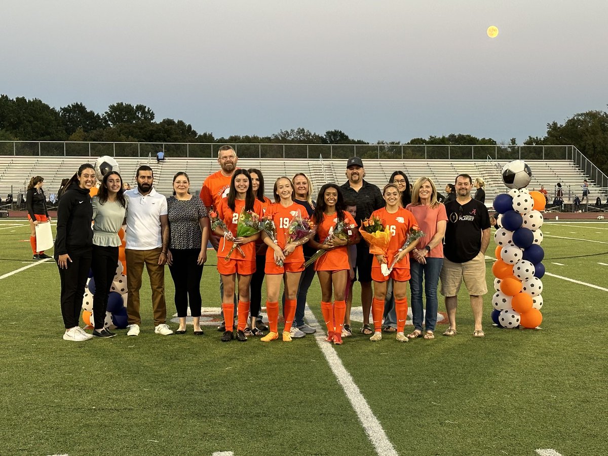 Celebrating these Soccer Seniors this evening ⚽️ Go Blaze 🔥