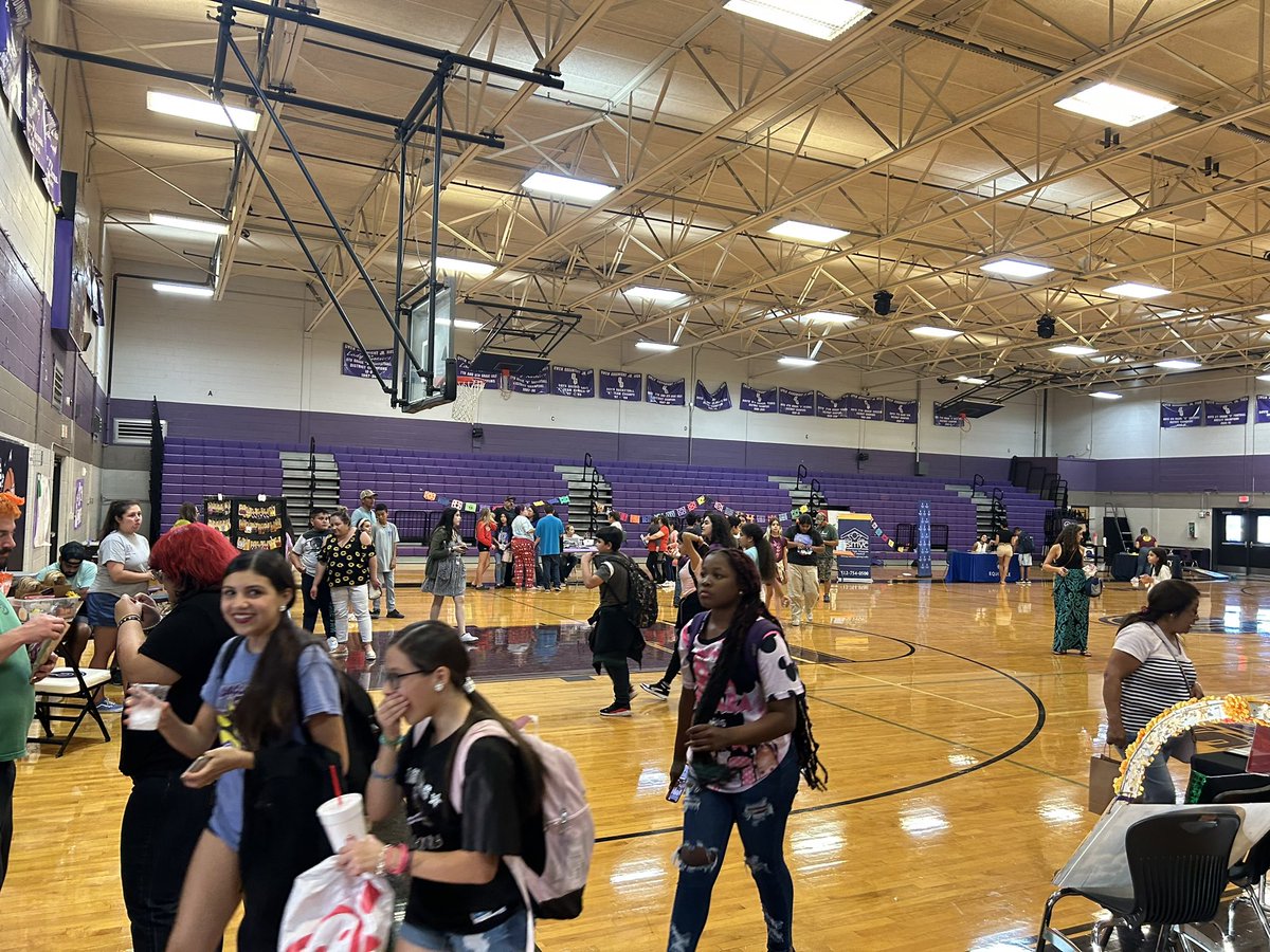 Goodnight Middle School tweet media