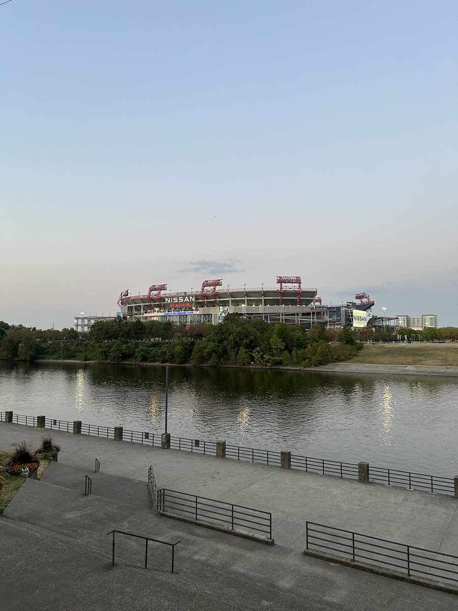 Here nice and early!! <a href="/Bengals/">Cincinnati Bengals</a> See you Sunday!!