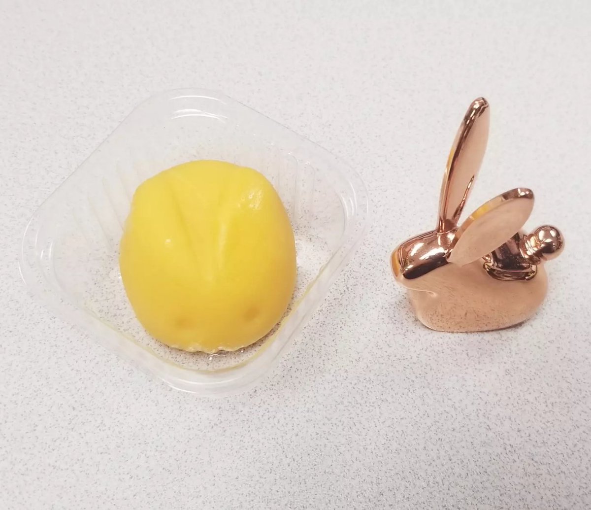 wccivy3's tweet photo. 多謝可愛同事分享美食😋🥰 https://t.co/Xo0R1Vko3T