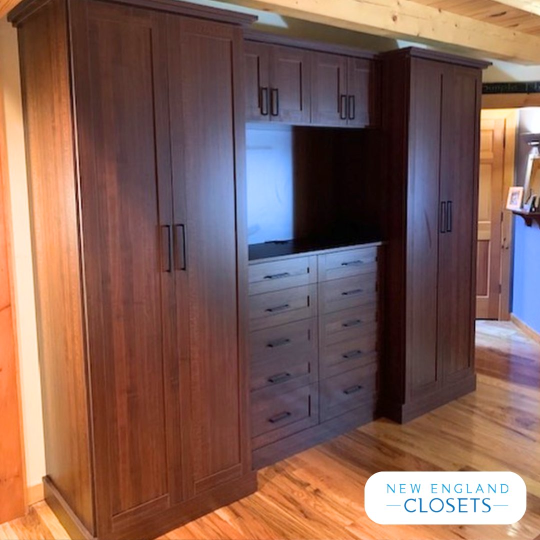 Do you need a dedicated space for extra clothing that fits your aesthetic? Instead of using a hanging rack, consider a wardrobe.

Your custom storage solution from New England Closets awaits.

📱 781-670-7730  

#customwardrobe #customstorage #bedroomstorage