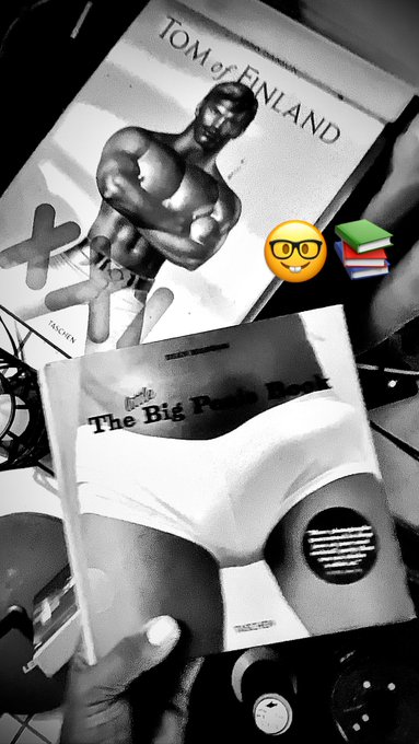 chill cozy night 💫 https://t.co/NaaCzBDhIk<a href="/tag/loveyourself"class="tags"><span>#loveyourself</span></a>