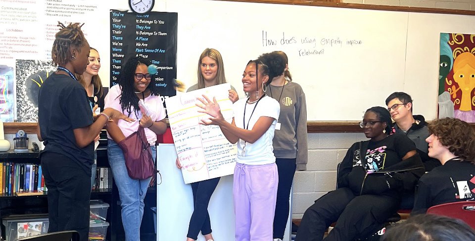 EducatorCourson's tweet photo. Training our new Student Peer Helpers. #AggiePride #ALLIN #WeAreFamily https://t.co/11EZxYI6i2