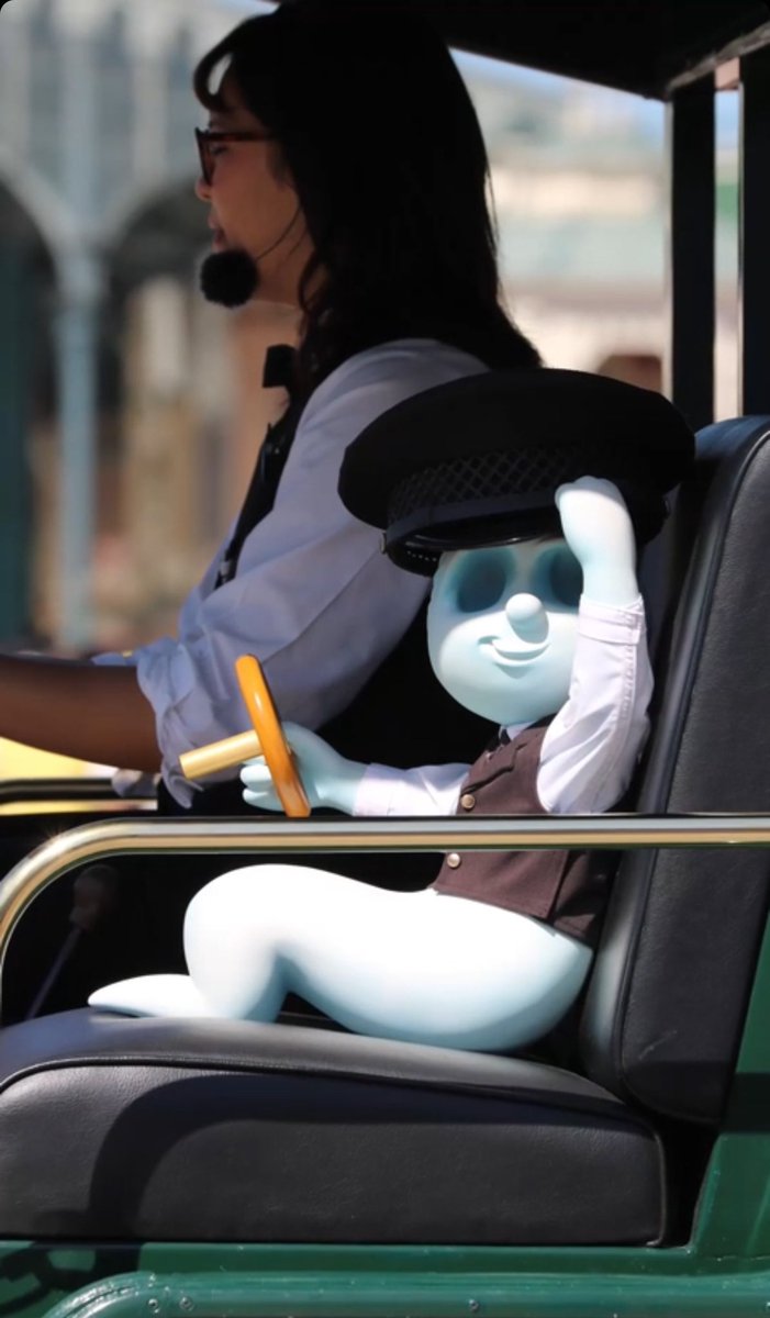 TangaroaJoel's tweet photo. Just sharing my favorite Halloween decoration from any Disney park. Here’s the passenger seat ghost driver with his mini steering wheel at Tokyo Disneyland. https://t.co/jUM7lZMIS8