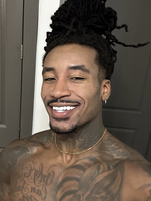 Watch Dwayne mckell's leaked NSFW photo on TwXstars