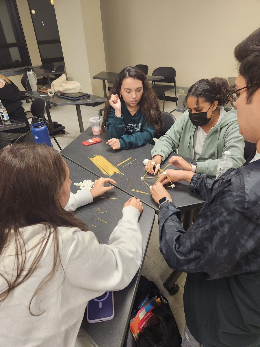 Mrs. Coshal tweet media