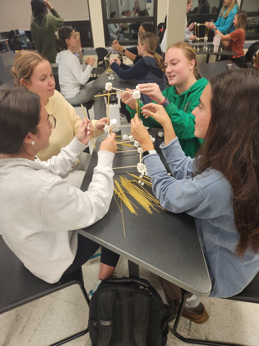 Mrs. Coshal tweet media