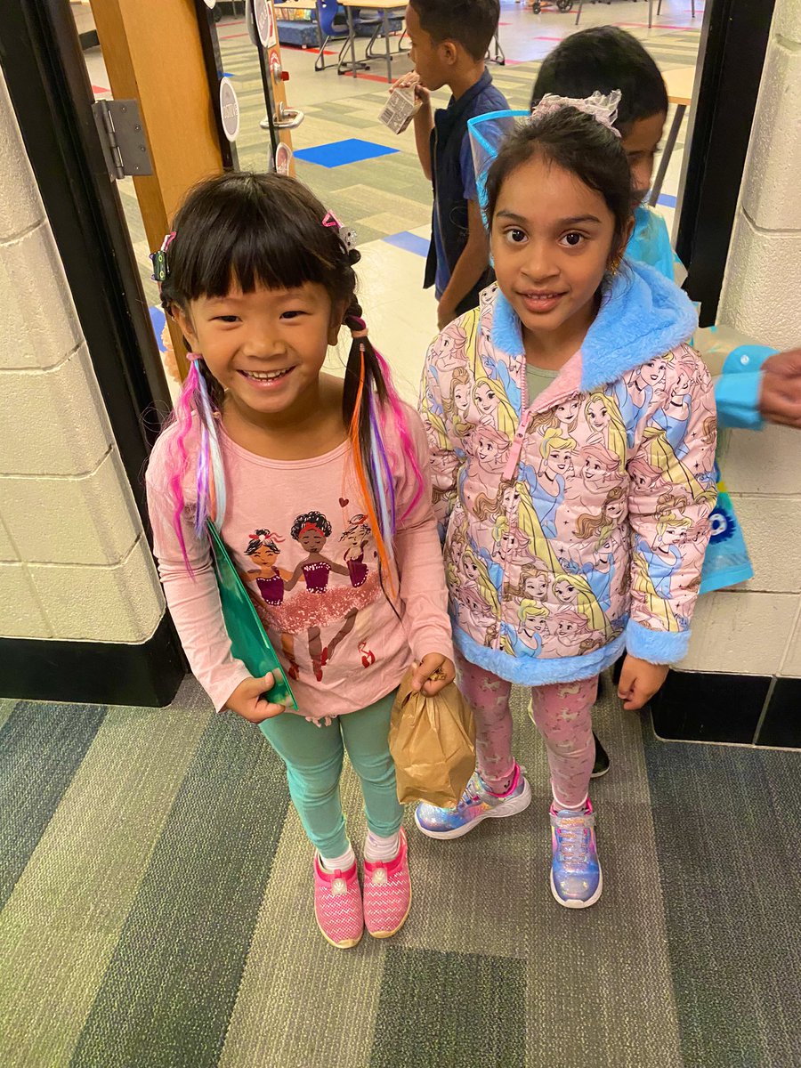 Olivia Oquist tweet media