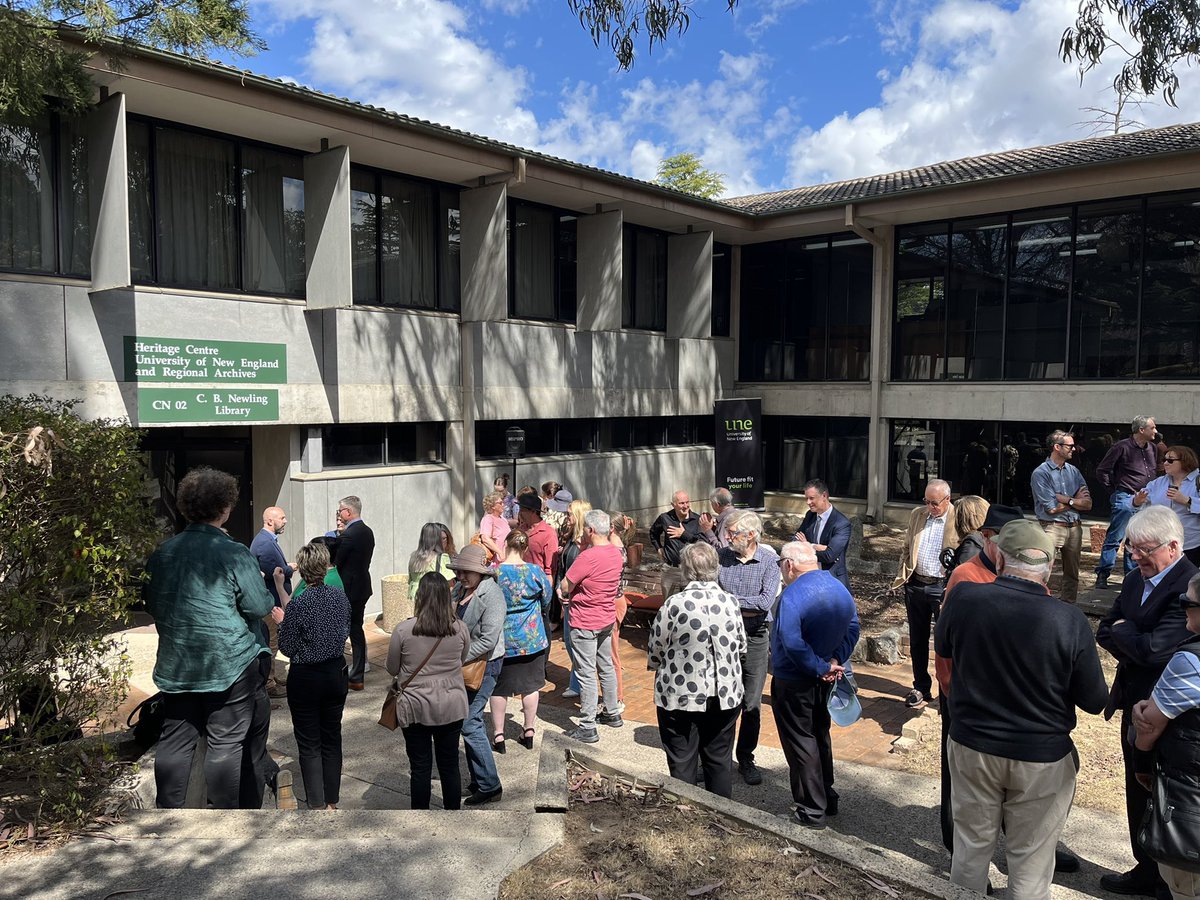 janeoxyz's tweet photo. Celebrating opening of UNe Heritage Centre and https://t.co/s0PUD3XUZT https://t.co/mmvqcxtXmR