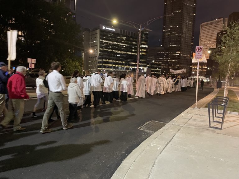 40Days4LifePitt's tweet image. Thank you to everyone who witnessed for the sanctity of life in Pittsburgh last night! God bless you all, and never stop fighting.  #ProLife 40daysforlifepittsburgh.com/rebuilding-the…