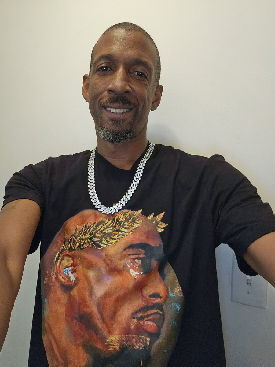 Ayo <a href="/Crixtover/">𝕮rixtover Ξdwin</a>, look what came for me today!!! Copped 3 canvas for the crib too! You REALLY, HIM my guy!!💪🏾👏🏾🙏🏾❤️💯