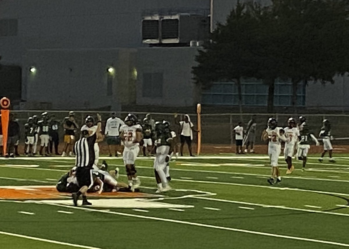 It’s a GREAT night for some Ranger football!! <a href="/jjoliphant/">Jeremiah Oliphant</a> <a href="/CoachP_WAM/">Coach Jesse Perales 🏈</a>