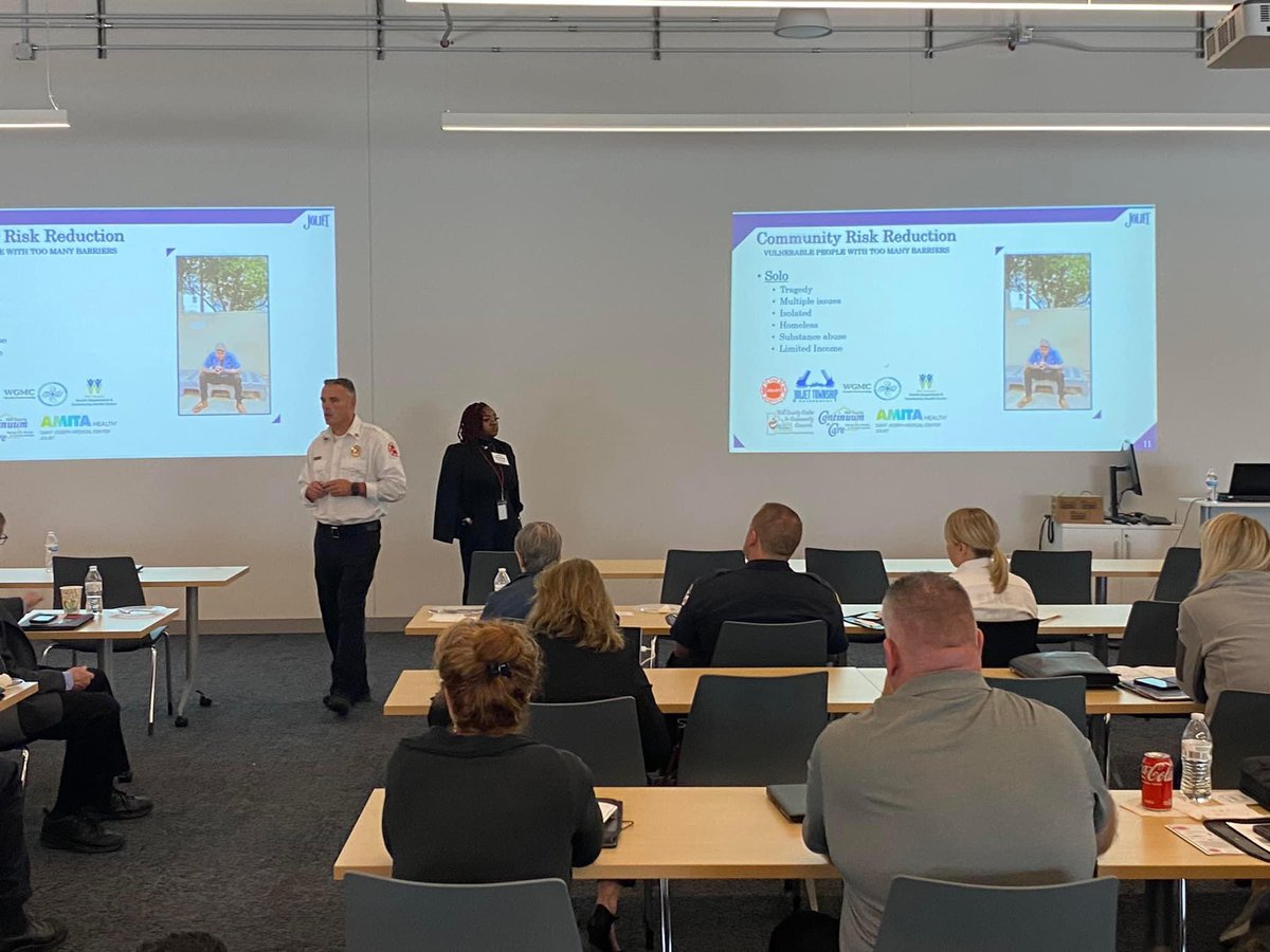 CLFD_IAFFL5141's tweet photo. Proud to have representation from our department along with the Northern Indiana Safety Educators Assn. @NISEA_In, for the 3rd Annual State of Illinois Community Risk Reduction Conference. 

Thank you to the CFD @CFDMedia for hosting this event at their new training facility. https://t.co/c5JGIZh2VW