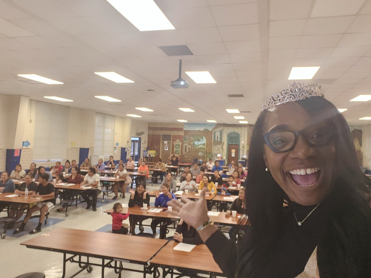 PrincipalDrH's tweet photo. Our #stakeholders meeting was a huge success today! Our parents look forward to the infamous selfie before each meeting. Thank you, team @WEWildcatNation, for the crown and sash honors. My special day was priceless! #TEAM #Bridgingthegap #HomeandSchoolconnection https://t.co/O6vtup5Emx
