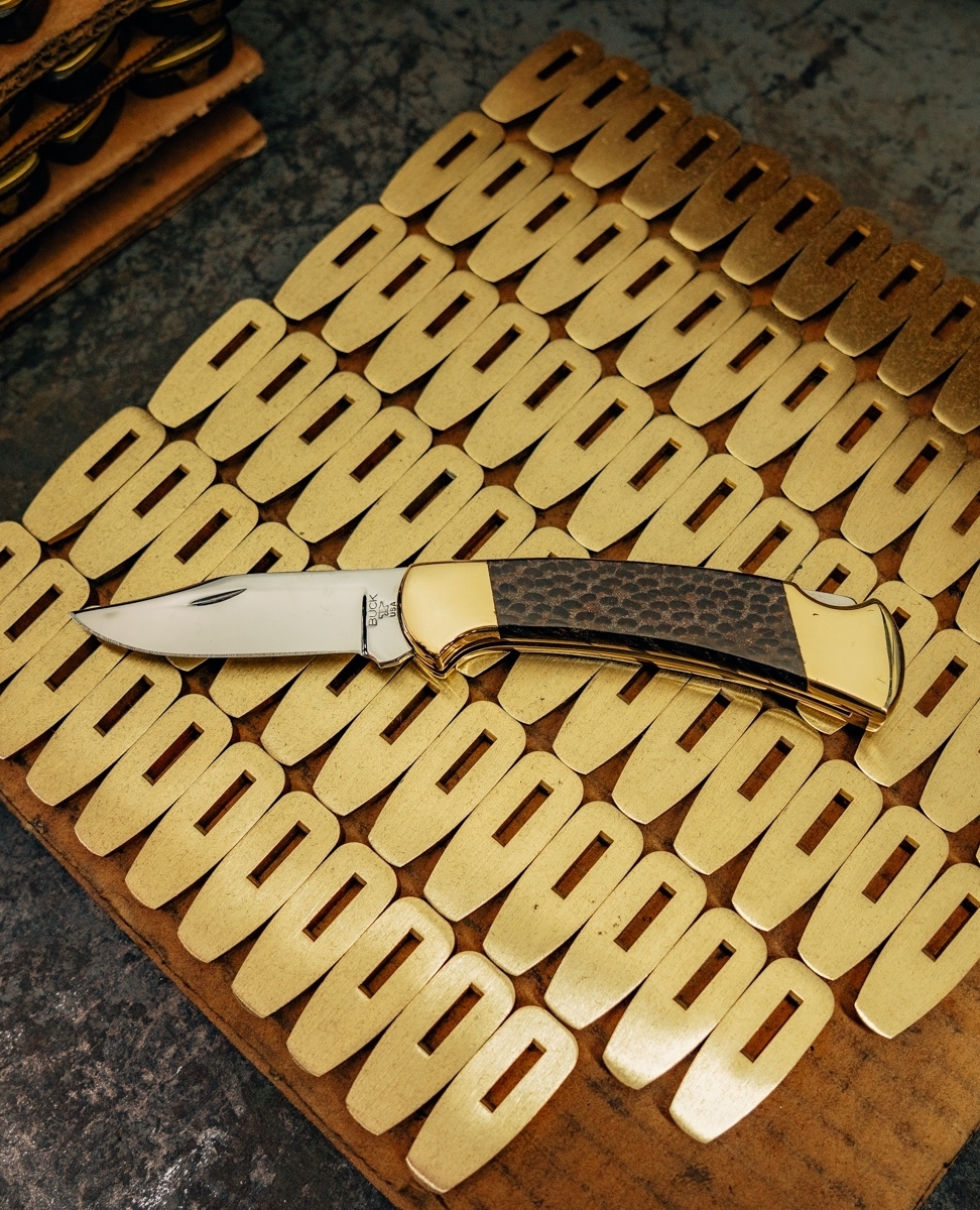 BuckKnives1902's tweet photo. Your knife, your way. If you haven't explored the options available in our Custom Knife Shop, now is the time! Each knife is meticulously handcrafted by our team in Post Falls, Idaho.⁠

Shop our custom knives here: https://t.co/ocUkbjw5DS https://t.co/P4b2EPYkrh