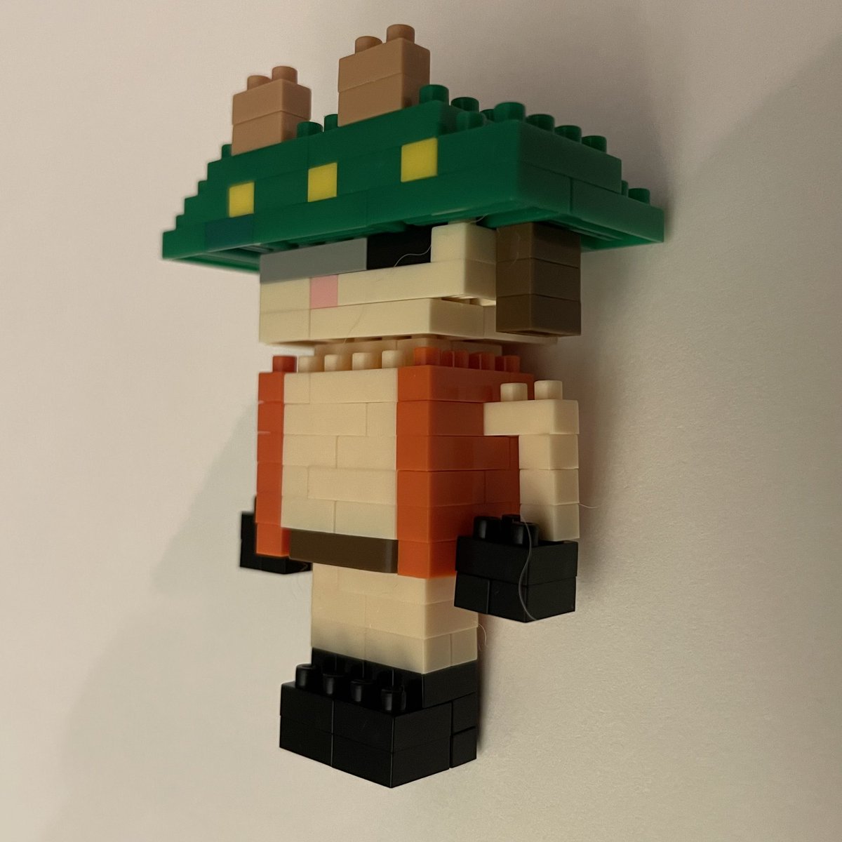 SpaceAndHappy's tweet photo. @NanoblockUS version of Space Sheriff from “Space Sheriff &amp; Happy Space Boy” by @DataRedComics #Nanoblock #pixelArt #8Bitgraphics #NES https://t.co/XRD038yfCe