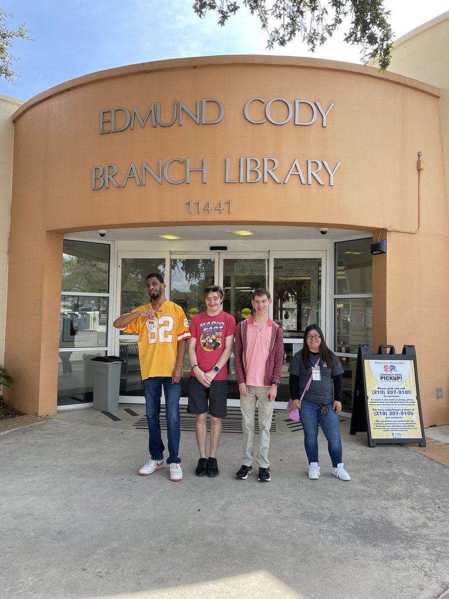 ReddixRocksNISD's tweet image. We’ve had a busy start to the year and are enjoying finding our groove volunteering and getting out into our community! #parkcleanup @NISDReddix @mowsatx @TXDIAPERBANK @mysapl @VIA_Transit