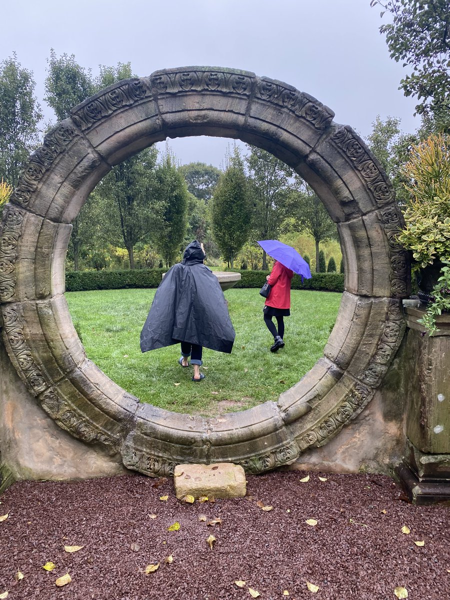 longwoodgardens's tweet photo. Almost 100 garden designers and writers came from 26 states &amp; 4 countries for the annual Garden Fling. We kicked off with a behind-the-scenes tour before setting off to visit 14 gardens in #AmericasGardenCapital! #gbfling2023 #GardenBloggers https://t.co/v4yQQc4vPD