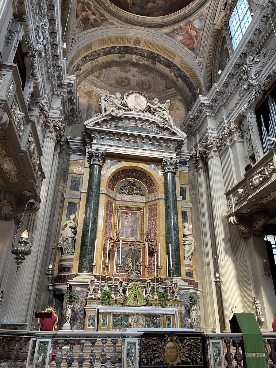 DDog_Alvarez's tweet photo. Me n brigit getting some weird ass dreams since we aren’t smoking. Oh well here’s some photos of our trip so far. Bologna, Italy. https://t.co/OaMwshCCU9
